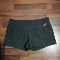 Гащи Nike , снимка 1 - Къси панталони и бермуди - 40531832