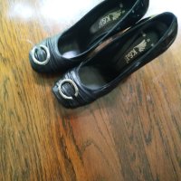 Нови официални черни обувки, снимка 2 - Дамски обувки на ток - 40898388