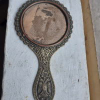 Старо бронзово огледало с двуглав орел, снимка 5 - Антикварни и старинни предмети - 36141669