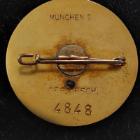 WW2-Немски златен партиен знак за заслуги 1933-45год., снимка 5 - Антикварни и старинни предмети - 36517943