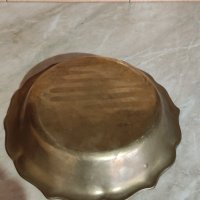 Стара масивна купа от бронз , снимка 3 - Антикварни и старинни предмети - 37972553