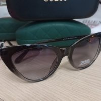 Дамски слънчеви очила Guess Котешко око, снимка 4 - Слънчеви и диоптрични очила - 44201697