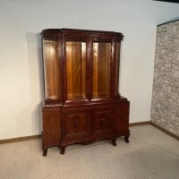 Античен шкаф-витрина в перфектно състояние , снимка 2 - Антикварни и старинни предмети - 44439077