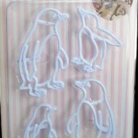 Пингвин Пингвини пластмасова форма форми сет щампа печат печати резец резци декор торта фондан, снимка 2 - Форми - 42252141