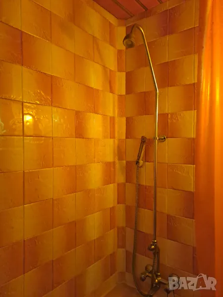 Стоящ душ с батерия смесител и подвижен душ за баня, снимка 1