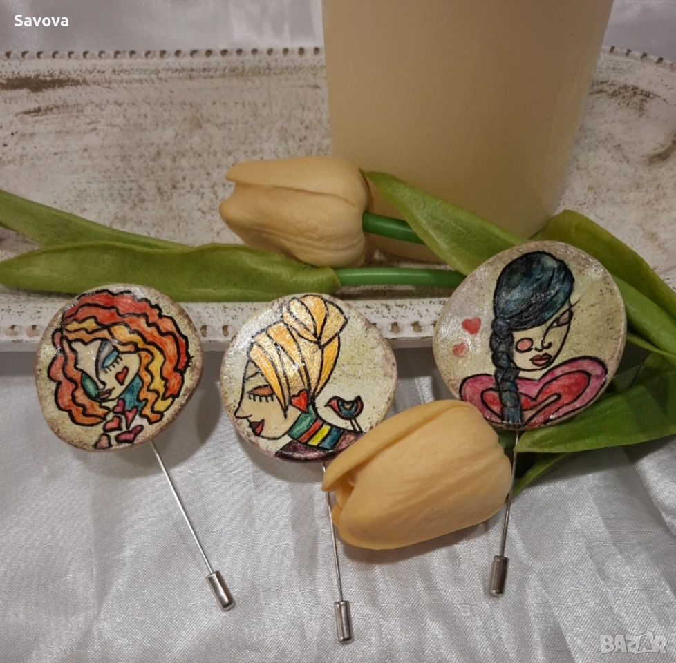 Брошки "Трите дами", снимка 1