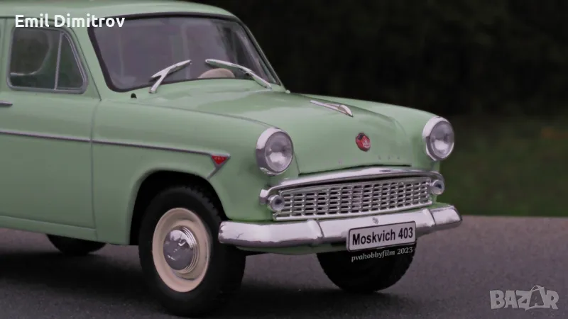 Умален модел на Москвич-403-407 в мащаб 1:24, снимка 1