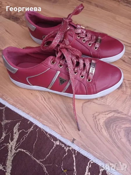 Дамски маратонки Guess, снимка 1