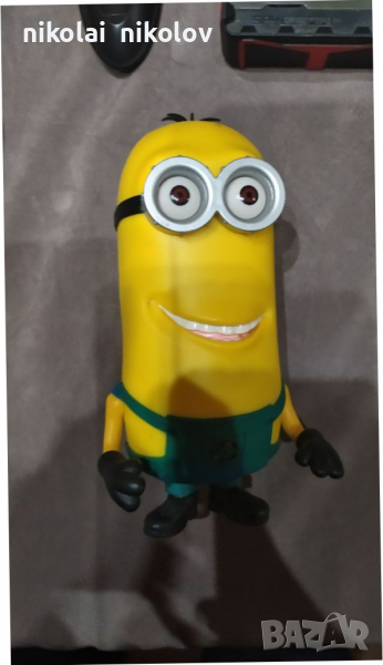 Минион Кевин фигурка и радио  Minion, снимка 1
