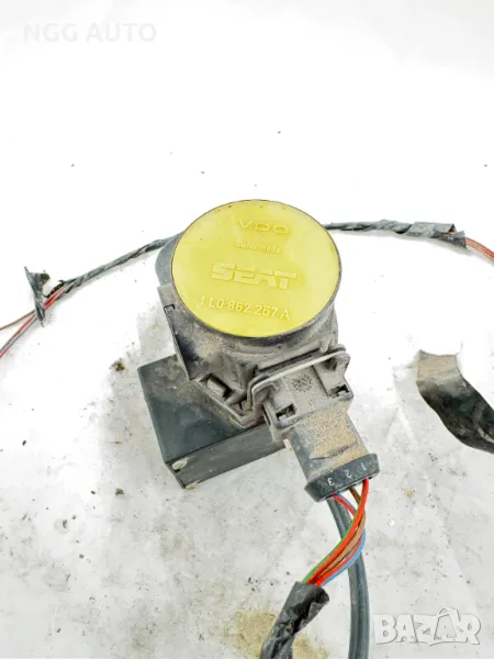 Вакуум помпа централно заключване за Seat Toledo, 1L0 862 257 A, 1L0862257A, снимка 1