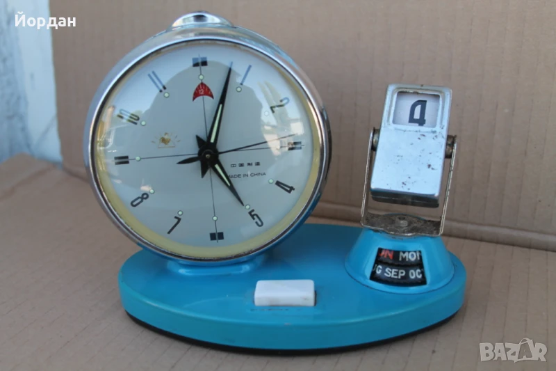 Стар Китайски будилник с органайзер, снимка 1