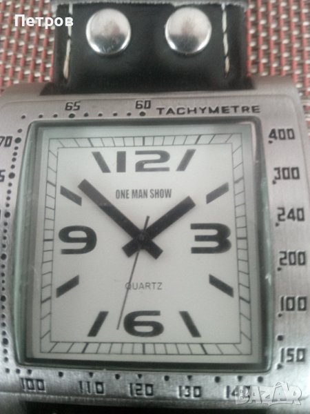 Продавам стилен,мъжки часовник"ONE MAN SHOW".Работещ., снимка 1