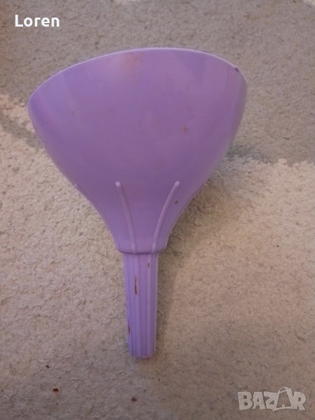 Подарявам фуния в лилаво, снимка 1