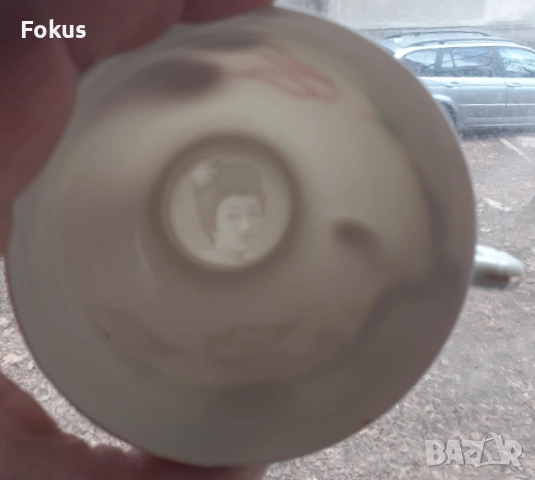 Японски порцеланов сервиз за кафе дракони - холограм ГЕЙША, снимка 2 - Антикварни и старинни предмети - 53432042