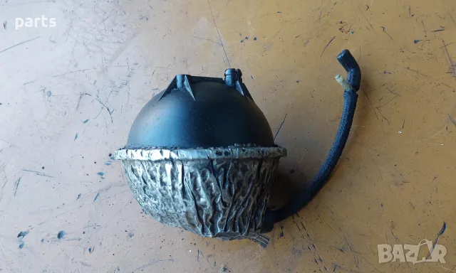 Вакуум Резервоар 1.9TDI Ауди А4 Б6 - А4 Б7
- VW Пасат 5, снимка 3 - Части - 47596410