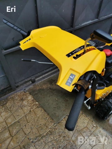 Роторен снегорин Stiga Snow Fox, снимка 5 - Градинска техника - 52379350