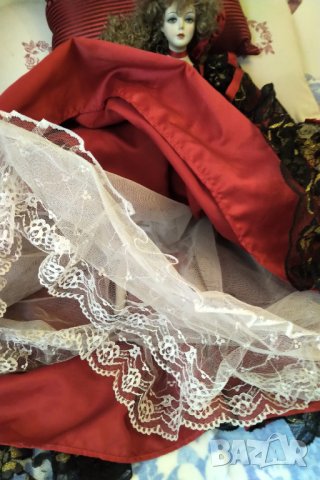 Колекционерска порцеланова кукла ръчна изработка намалена , снимка 13 - Колекции - 34066845