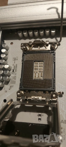 Висок клас дънна платка за компютър GIGABYTE Z890 AORUS ELITE WIFI 7 ICE, LGA 1851, снимка 2 - Дънни платки - 53276589