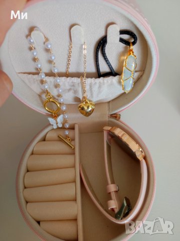 Лот часовник, гривна, висулка, пазител на спомени, кутия за бижутата , снимка 14 - Бижутерийни комплекти - 42402692