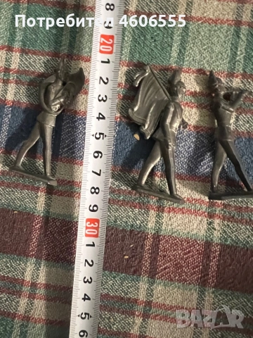 Метални фигури на войници., снимка 2 - Колекции - 52020963