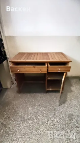Старо бюро изцяло дървено., снимка 2 - Бюра - 55790649