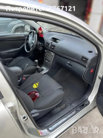 Toyota avensis 2.0d d4d 116кс, снимка 2 - Части - 52378387