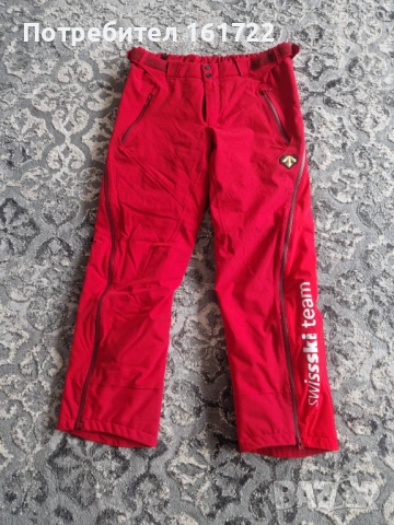 Ски екип Descente Swissski, снимка 6 - Зимни спортове - 53290302