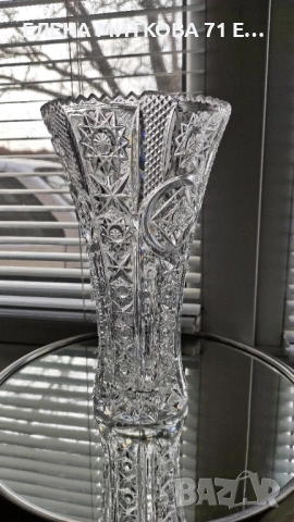 Кристална ваза с богат релеф, снимка 5 - Вази - 53774103