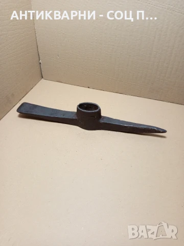 Соц Стара Ръчно Кована Кирка Тегло 2.9кг., снимка 3 - Антикварни и старинни предмети - 51184263