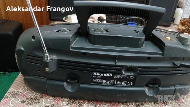 GRUNDIG RR 316, снимка 5 - Радиокасетофони, транзистори - 53846959