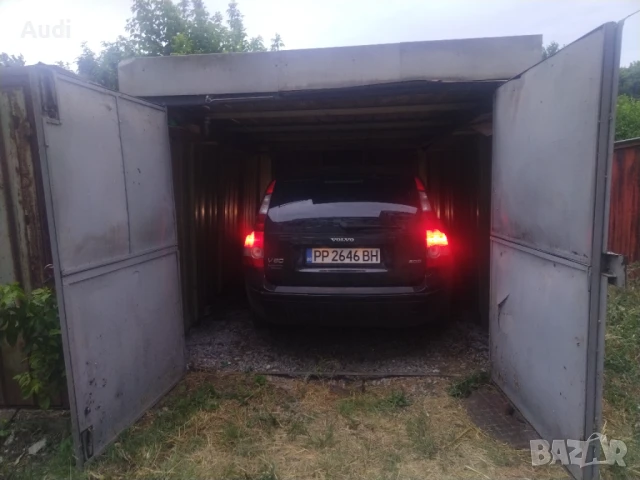 Давам под наем метален гараж Водна централа / Абритус N17 Идеален за паркиране на автомобил, мотоцик