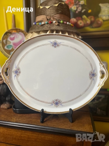 Елегантен овален поднос/  плато за сервиране Платото е с изящен златист кант , снимка 2 - Аксесоари за кухня - 52230780
