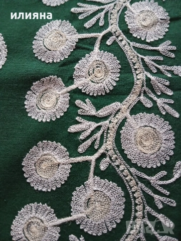 Покривка с бродерия , снимка 5 - Покривки за маси - 52659695