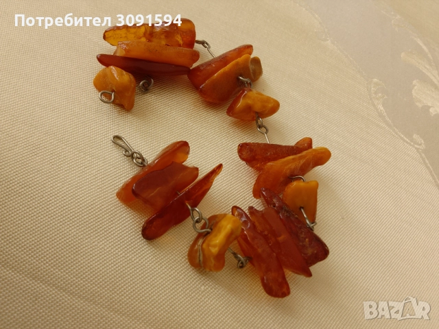 Стара Гривна от Необработен Кехлибар , снимка 2 - Антикварни и старинни предмети - 51695805