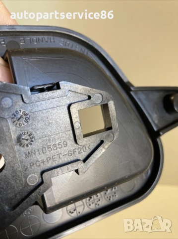 Задна лява вътрешна дръжка за Peugeot 4007 2.2 HDI (2009) MN105359, снимка 2 - Части - 53654112