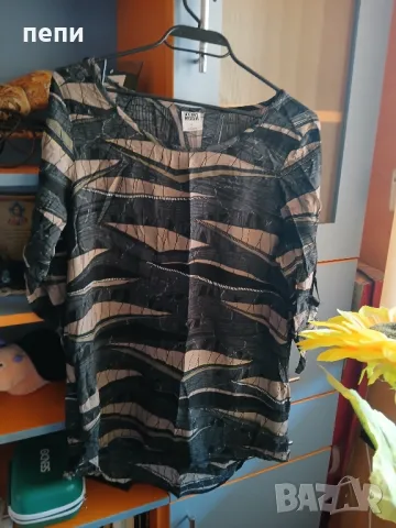 Елегантна туника-M, снимка 2 - Туники - 48041876