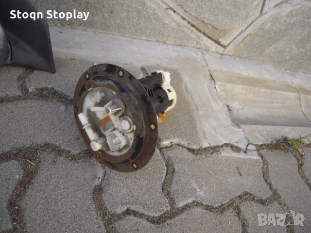 бензинова помпа Митсубиши Лансър 2006