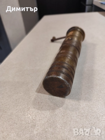  ръчна мелничка за чер пипер, кафе, снимка 3 - Антикварни и старинни предмети - 52577869