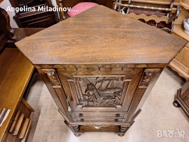 Винтидж ъглов шкаф с богата дърворезба , снимка 8 - Шкафове - 52990675