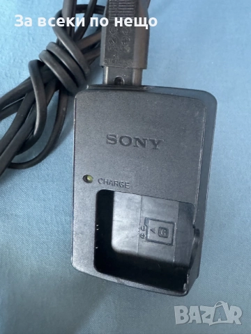 Оригинално зарядно за фотоапарат , Sony BC-CSGE , зарежда батерии NP-FG1 , NP-BG1, снимка 3 - Батерии, зарядни - 55886001