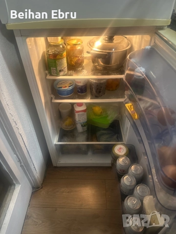 Хладилник Hansa, снимка 3 - Хладилници - 52179852