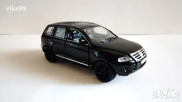 Volkswagen Touareg Maisto - Мащаб 1:42, снимка 5 - Колекции - 48782697