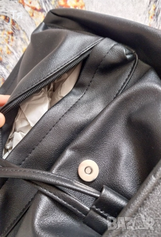 Дамска черна раница - нова, снимка 3 - Раници - 52421194
