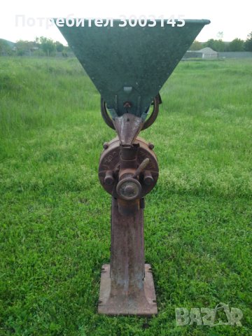 Мелница-ретро за кафе и подобни продукти, снимка 2 - Антикварни и старинни предмети - 41543102