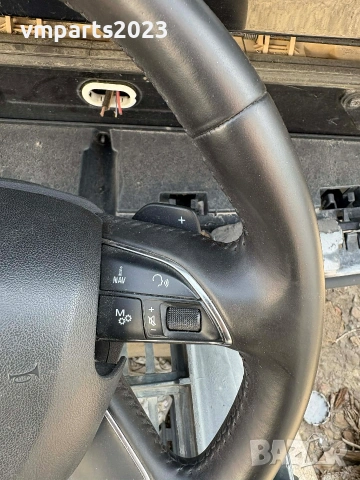 Волан с бега Audi A8 D4 , снимка 4 - Части - 53758763