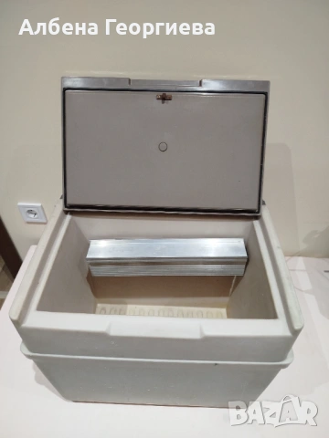 Хладилник ELECTROLUX на 12/220 V и gaz, снимка 6 - Хладилни чанти - 53301362