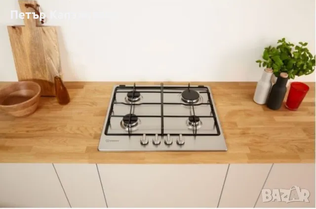 Газов плот ,котло и за вграждане Индезит INDESIT THA642IX/I .Цвят: инокс.Брой горелки: 4