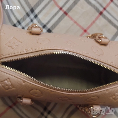 Дамска чанта Louis Vuitton , снимка 4 - Чанти - 52420987