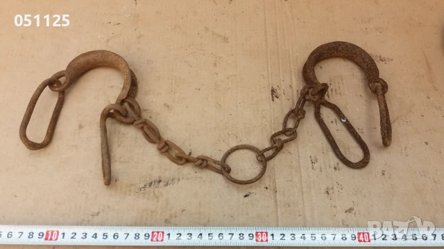 ковани възрожденски пранги, окови, букай , снимка 2 - Антикварни и старинни предмети - 50588707