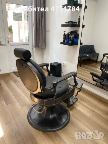 Бръснарски стол, снимка 5 - Бръснарски столове - 53668284